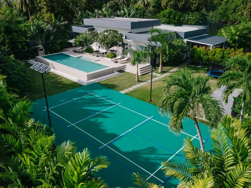 Villa Bellamore Sports Court & Garden
