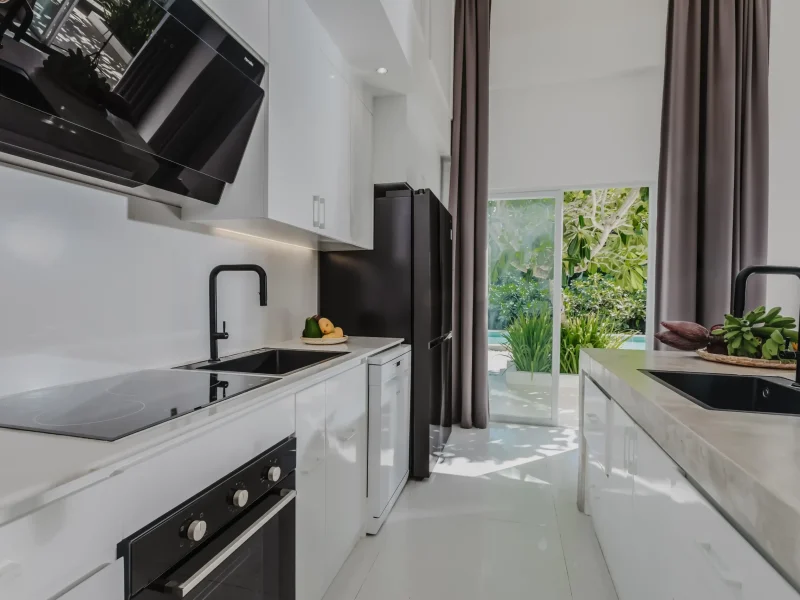 Villa Bellamore Living Dining Kitchen
