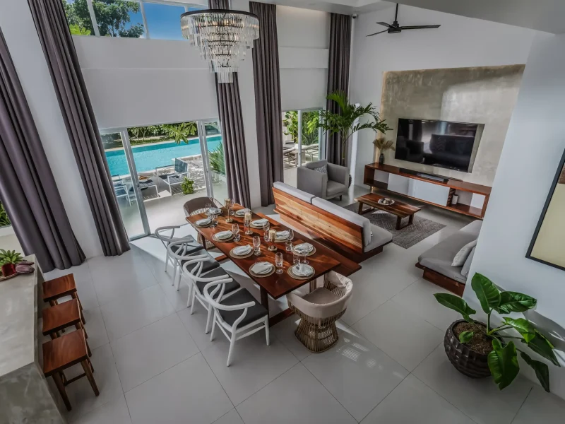 Villa Bellamore Living Dining Kitchen