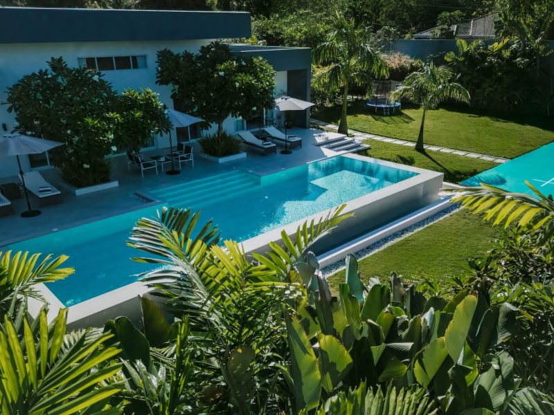 Villa Bellamore Swimming Pool
